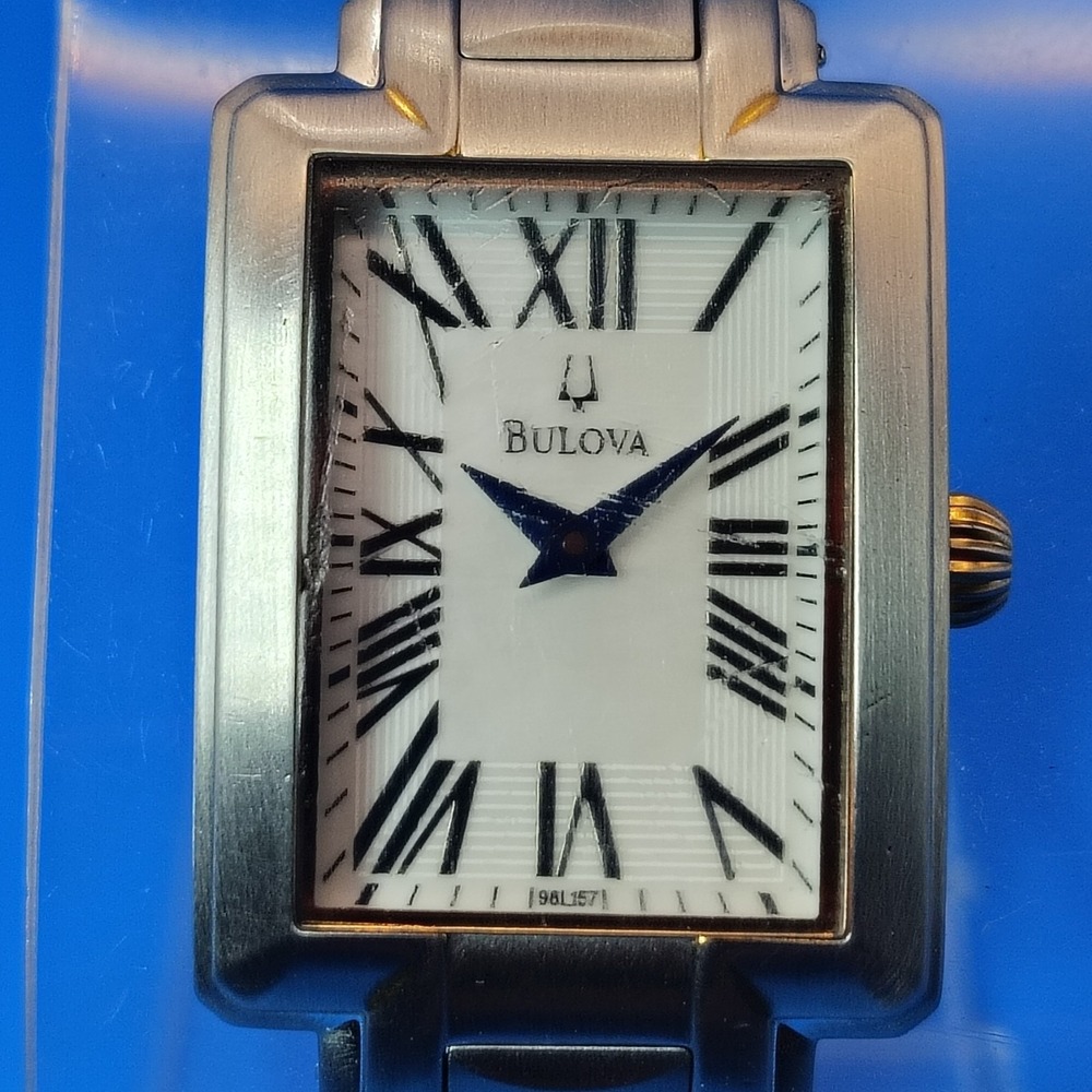 Vintage 1993 Bulova Tank Roman Numeral Rectangle 28mm Women's Quartz Dress Watch